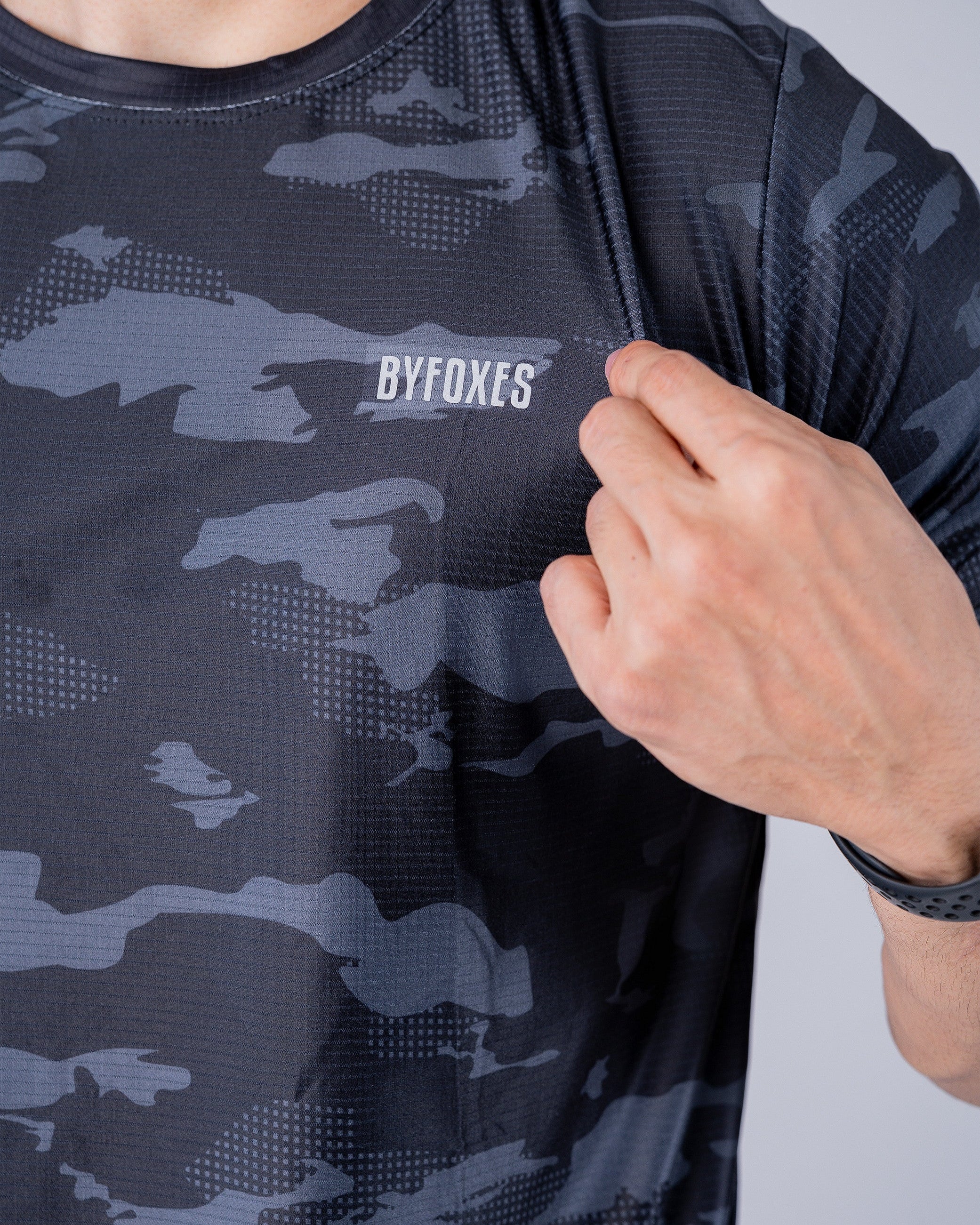 CAMISETA MICROTEX - BLACK CAMO